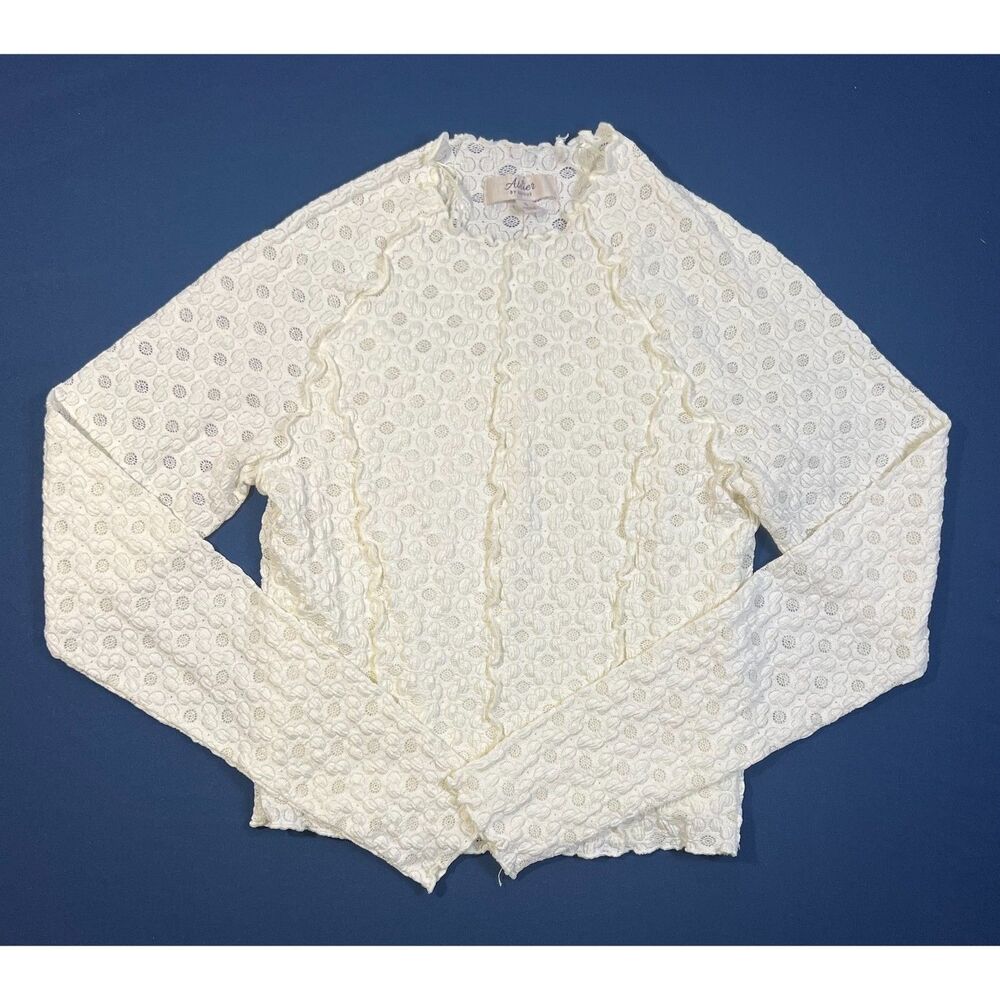Atelier by Kirious Women’s Small Ivory Lace Long Sleeve Lettuce Edge Top